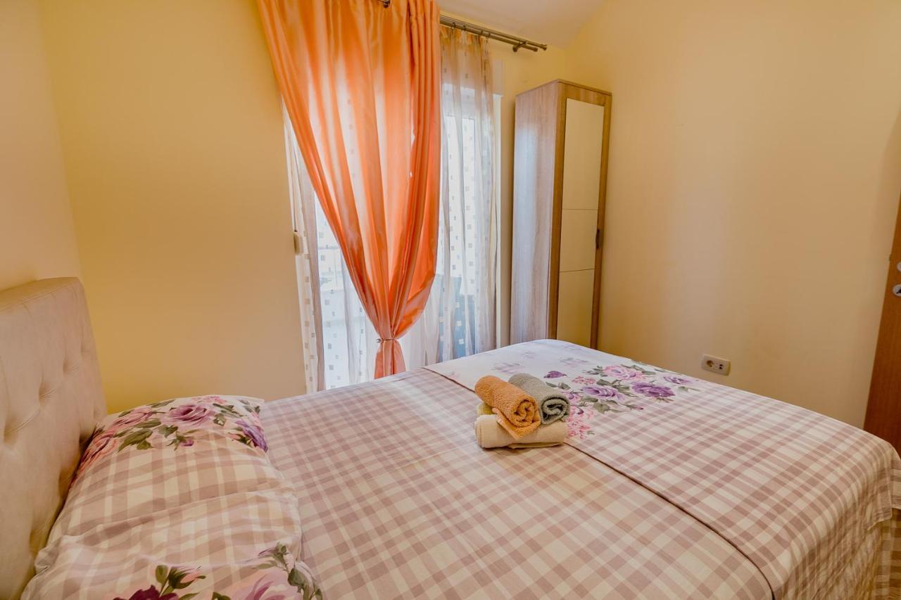 Apartments Rivijera แฮร์เซ็ก-โนวี ภายนอก รูปภาพ