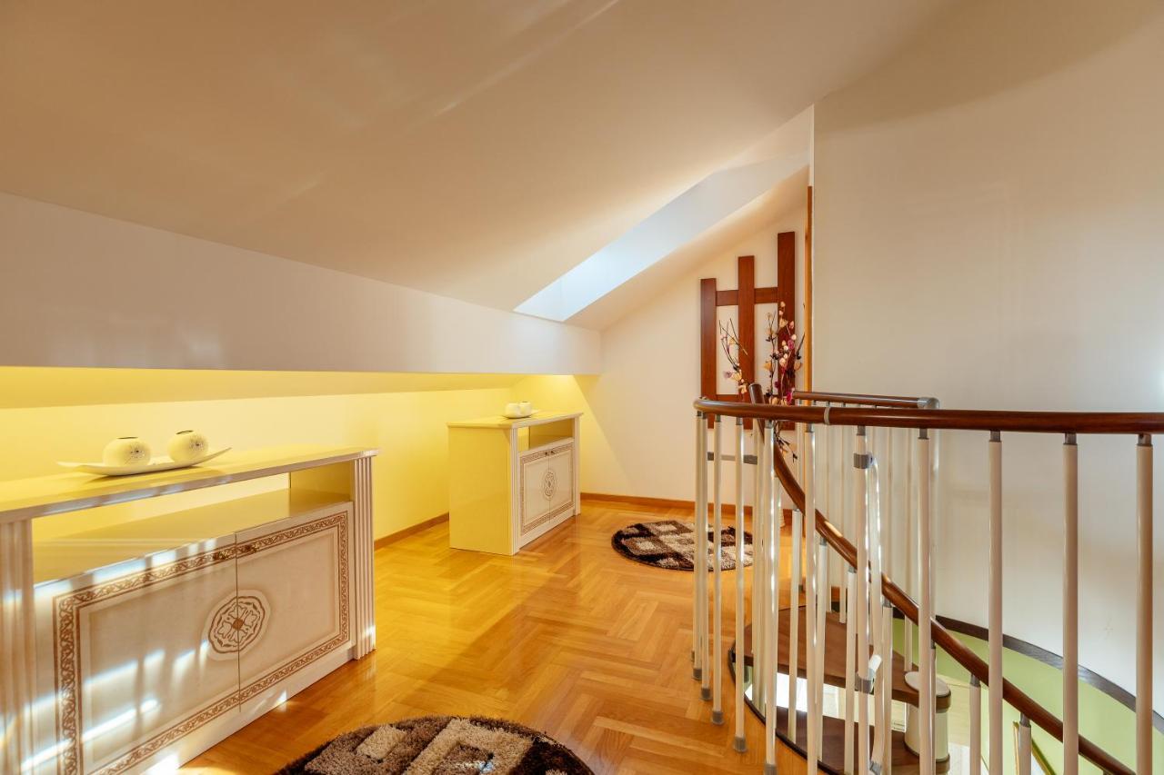 Apartments Rivijera แฮร์เซ็ก-โนวี ภายนอก รูปภาพ