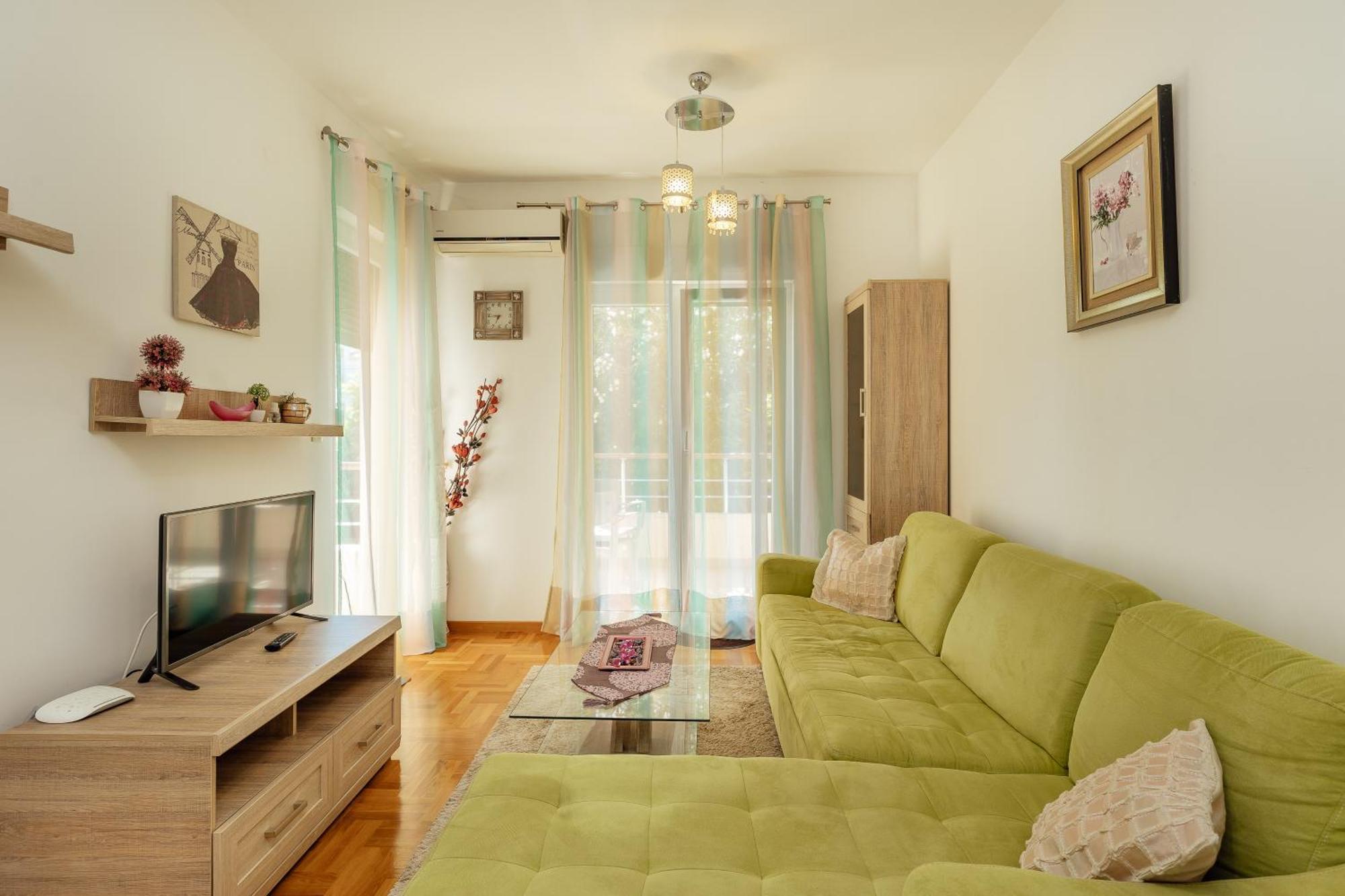 Apartments Rivijera แฮร์เซ็ก-โนวี ภายนอก รูปภาพ