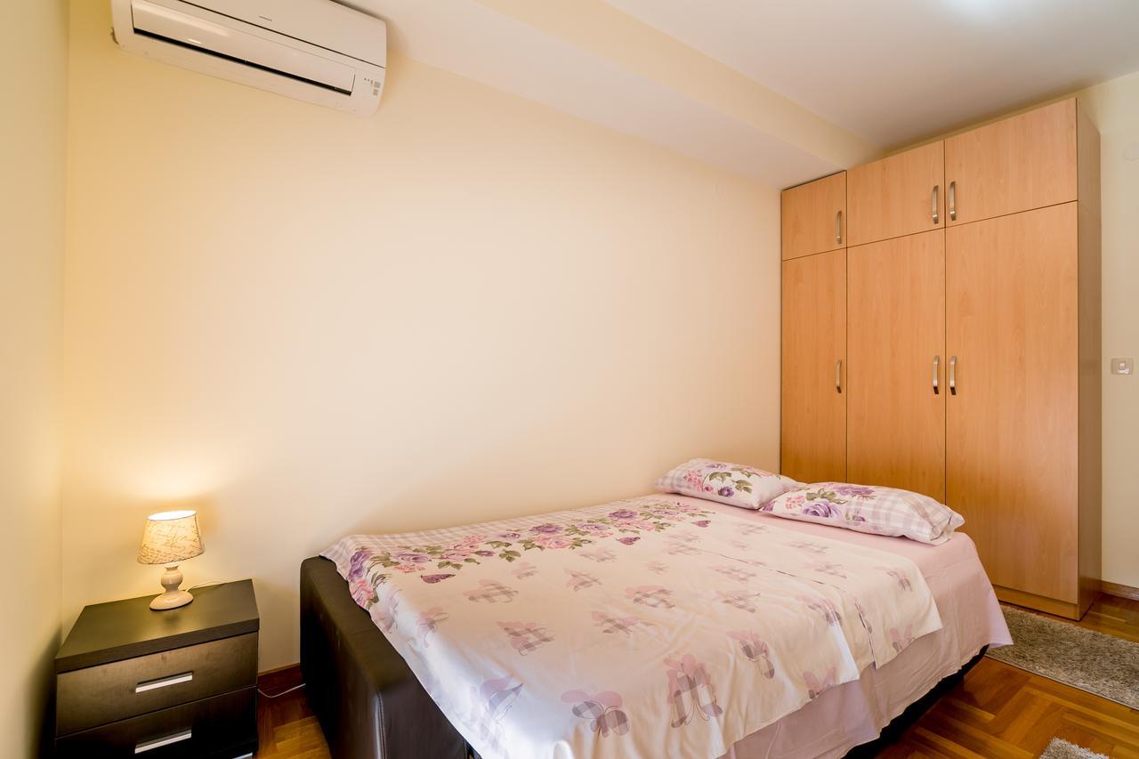 Apartments Rivijera แฮร์เซ็ก-โนวี ภายนอก รูปภาพ