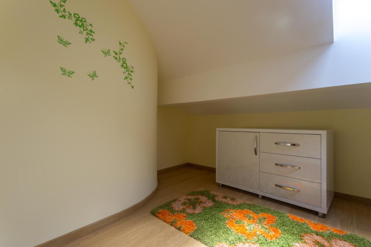 Apartments Rivijera แฮร์เซ็ก-โนวี ภายนอก รูปภาพ