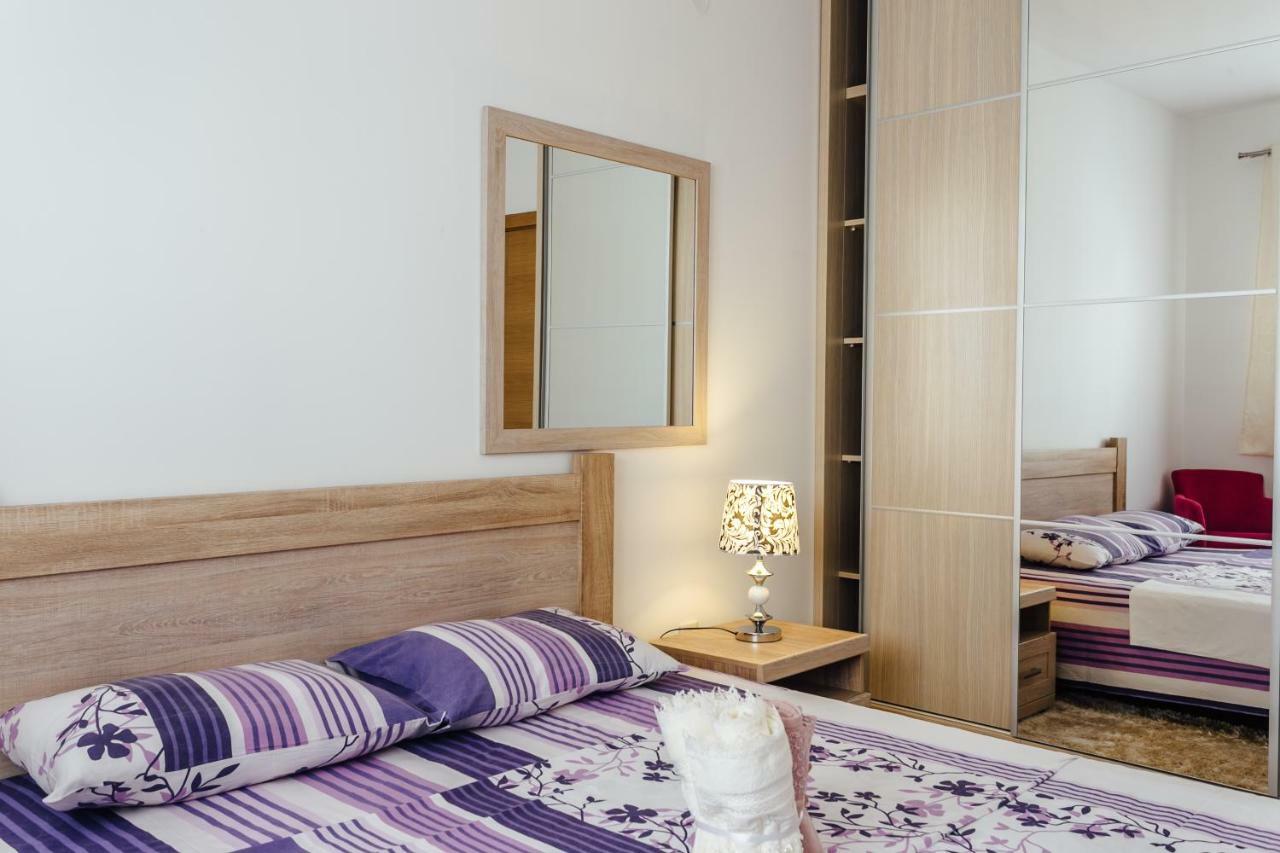 Apartments Rivijera แฮร์เซ็ก-โนวี ภายนอก รูปภาพ