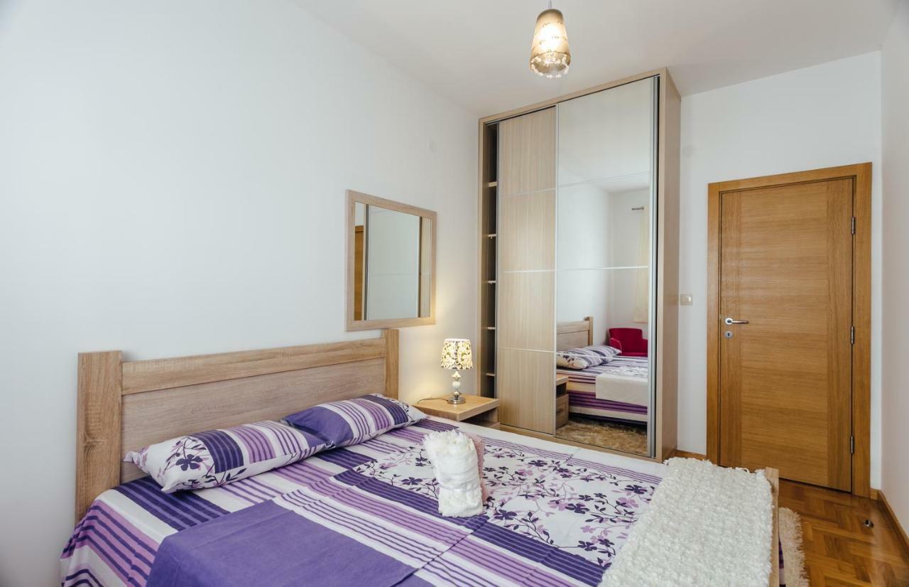 Apartments Rivijera แฮร์เซ็ก-โนวี ภายนอก รูปภาพ